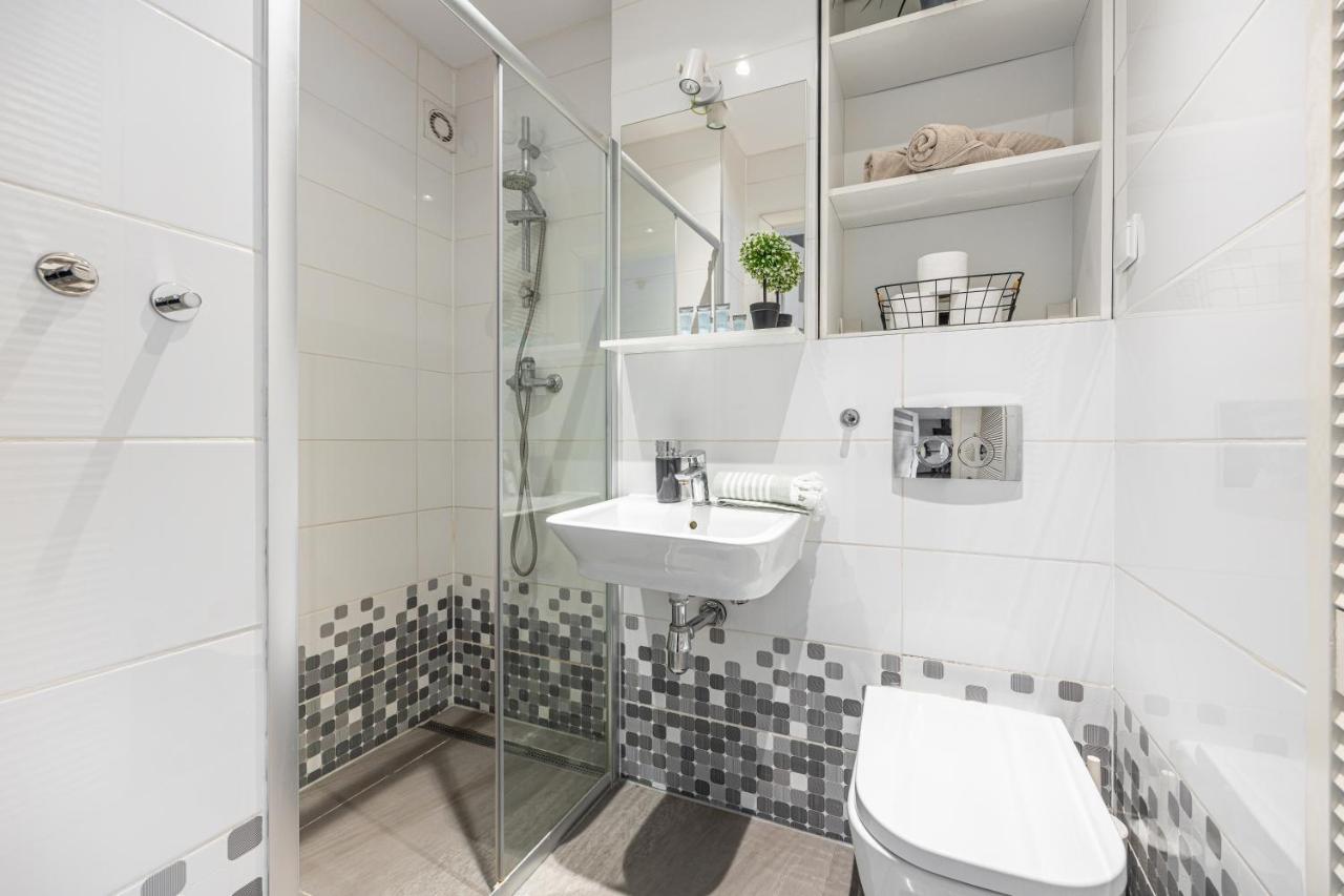 Apartamenty Sliska 10 วอร์ซอ ภายนอก รูปภาพ
